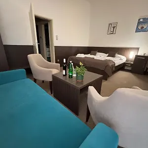 ellenőrizze a rendelkezésre állást